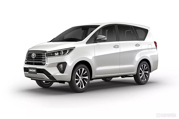 Innova Crysta taxi for full day Goa